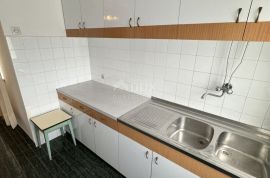 RIJEKA, D. ZAMET- etaža/ stan, 81 m2, 3s kl., POGLED!!!, Rijeka, Kвартира