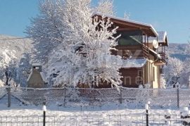 OTOČAC - Idilična kuća u u blizini Plitvičkih jezera, Otočac, Ev