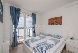 ZADAR, PRIVLAKA - Vaša Vila iz Snova: Pogled na More, Jacuzzi na Krovu i Samo 100 m do Plaže ! R3, Privlaka, House