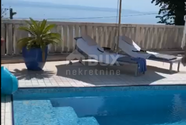 OPATIJA, IČIĆI- villa 250m2 s pogledom na more i s bazenom + uređena okućnica 500m2, Opatija - Okolica, Дом