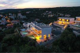 Otok Pag, luksuzna dvojna vila s bazenom, Novalja, House