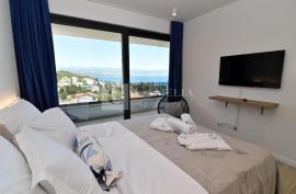 Ičići, kuća 150 m2 sa pogledom na more, Opatija - Okolica, Casa