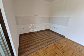 Prostrani apartman u Njivicama, Omišalj, Stan