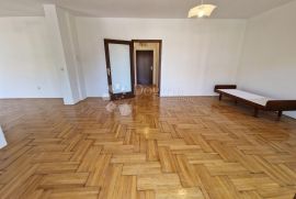 Prostrani apartman u Njivicama, Omišalj, Daire