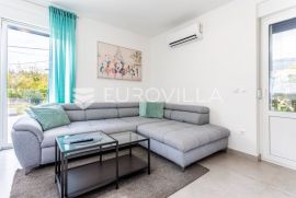 Kaštel Kambelovac , odličan jednosoban stan za najam, Kaštela, Appartement