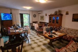 Mali Lošinj - Kuća, 467.64 m2, Mali Lošinj, House