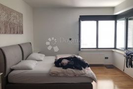 ATRAKTIVNA KUĆA, PERJAVICA, 4S+DB, 273 m², Podsused - Vrapče, Haus