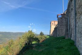 MOTOVUN STARA JEZGRA KAMENA KUĆA S NEODOLJIVIM POGLEDOM, Motovun, Дом