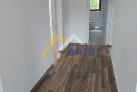 PREKRASNA NOVA KUĆA OKOLICA BARBANA 108m2, Barban, Дом