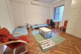 CETAR - PRILIKA - STAN S POTENCIJALOM, Rijeka, Appartment