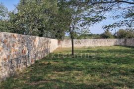 ISTRA, BALE - Moderno namještena vila s bazenom i saunom, Bale, Haus