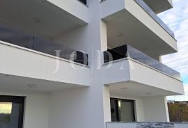 Novoizgrađeni moderni stanovi, Malinska - otok Krk, Malinska-Dubašnica, Appartamento