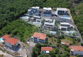 OPATIJA, CENTAR- građevinsko zemljište 2864m2 S GRAĐ. DOZVOLOM!!! za 3 ville i panoramskim pogledom na more, Opatija, Arazi