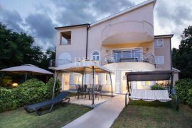 Opatija - 3 apartmana sa vrtom, Opatija, Wohnung