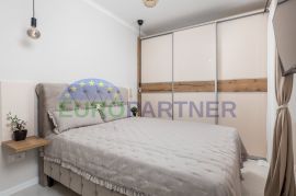 OPATIJA, LOVRAN - stan u vili, 145 m2 s pogledom na more, 100 m od plaže., Lovran, Apartamento