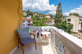 OPATIJA, LOVRAN - stan u vili, 145 m2 s pogledom na more, 100 m od plaže., Lovran, Appartment