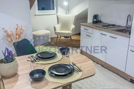 Pula, centar, prekrasan novouređeni studio apartman, Pula, Wohnung