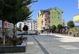 Višenamjenski poslovni prostor u novogradnji Istočno Sarajevo, Istočno Novo Sarajevo, Commercial property