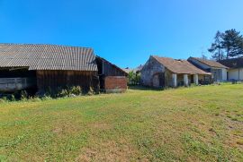 Kuća sa zemljištem - Velika Mučna, Sokolovac, Haus