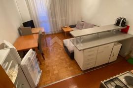 BIOGRAD NA MORU - stan na odličnoj lokaciji, prvi kat, Biograd Na Moru, Apartamento