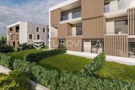 Istra, Labin - prekrasni trosobni stan u urbanoj villi, A4 1. kat, NKP 81.74 m2 - pogled na more, Labin, Appartement