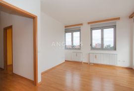 Zagreb, Laščina - dvoetažni stan za najam, 240 m2, Maksimir, Appartment