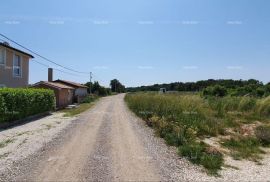 Građevinsko zemljište Građevinsko zemljište u Galižani, Vodnjan, Terreno