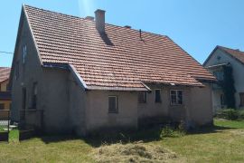 GORSKI KOTAR, RAVNA GORA - 2 KUĆE ZA ADAPTACIJU + 15.000 m2 ZEMLJIŠTA!!!, Ravna Gora, House