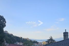Sušak, stan s velikom terasom, za adaptaciju, Rijeka, Διαμέρισμα