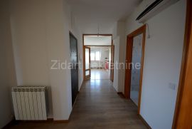 Zemun polje, 112m2, 4.0 - odlična novogradnja, Zemun, Appartamento