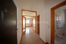 Zemun polje, 112m2, 4.0 - odlična novogradnja, Zemun, Appartment