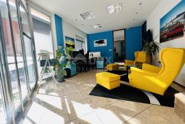RIJEKA, POTOK - odličan poslovni prostor s 10 parkirnih mjesta, Rijeka, Commercial property