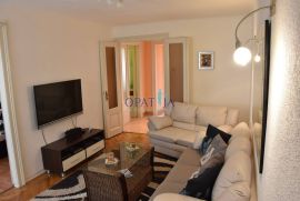 Rijeka-centar: stan 74 m2, 2S+DB, Rijeka, Flat