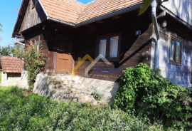 Drvena kuća s pomoćnim objektom - Laz Bistrički, Marija Bistrica, Дом