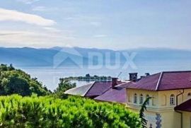 NOVI VINODOLSKI-Vila s smještajnim jedinicama blizu mora!, Novi Vinodolski, House