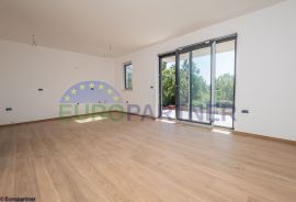 Stan, 2S+DB, Poreč okolica, 63m2, Poreč, Appartamento