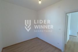 Zemun polje, nov, uknjižen,odmah useljiv ID#126208, Zemun, Appartment