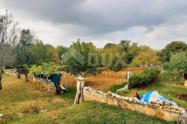 ISTRA, SVETVINČENAT, OKOLICA - Građevinsko zemljište u mirnom naselju, Svetvinčenat, Земля