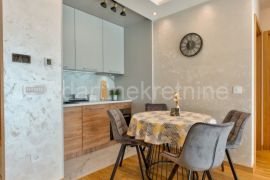 Pino Silvestre, 52m2 lux, Wellnes, parking, Čajetina, Appartment