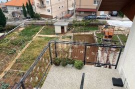 RIJEKA, SRDOČI, GRBCI - KUĆA S POGLEDOM NA MORE I VELIKIM DVORIŠTEM!!!, Rijeka, Maison