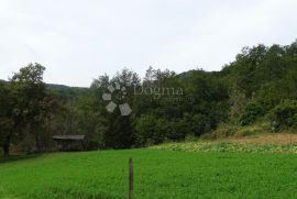 Žonti - građevinski teren uz infrastrukturu, Land