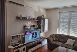 Zadar odličan stan u blizini centa, Zadar, Appartement