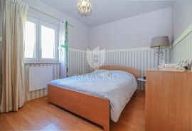 Novigrad okolica, simpatičan stan u prizemlju, Novigrad, Appartment