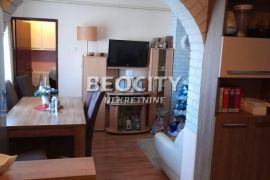 Novi Sad, Telep, Stanoja Glavaša, 5.0, 150m2, Novi Sad - grad, Apartamento