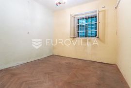 Split, Meje stan za renovaciju na super lokaciji, Split, Appartamento