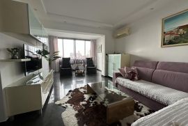 Opatija, 2S+DB za dugoročni najam, Opatija, Apartamento