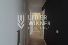 BW Lux opremljen stan sa garažnim mestom ID#31117, Savski Venac, Appartement