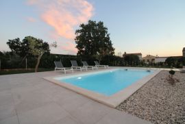 Novoizgrađena kuća sa bazenom, Barban, okolica, Istra, Barban, Famiglia