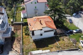 ŠIBENIK- LIJEPA KUĆA S VELIKOM OKUĆNICOM, Šibenik, Maison