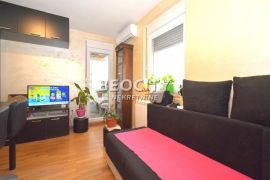 Novi Beograd, Ledine, Valtrovićeva , 1.5, 32m2, Novi Beograd, Appartment